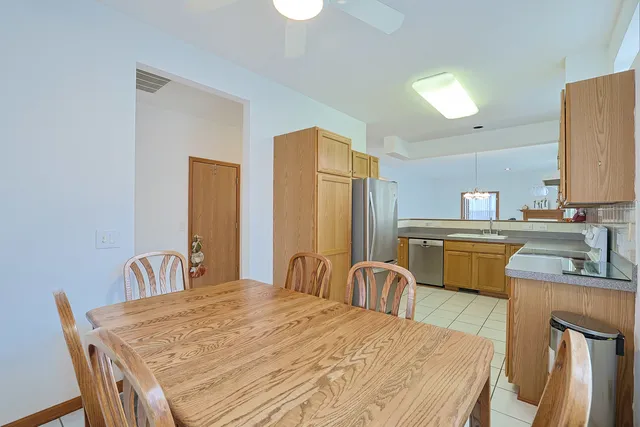 $189,000 | 3455 Steeplechase Way, Grayslake, IL 60030