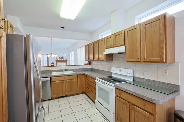 $189,000 | 3455 Steeplechase Way, Grayslake, IL 60030