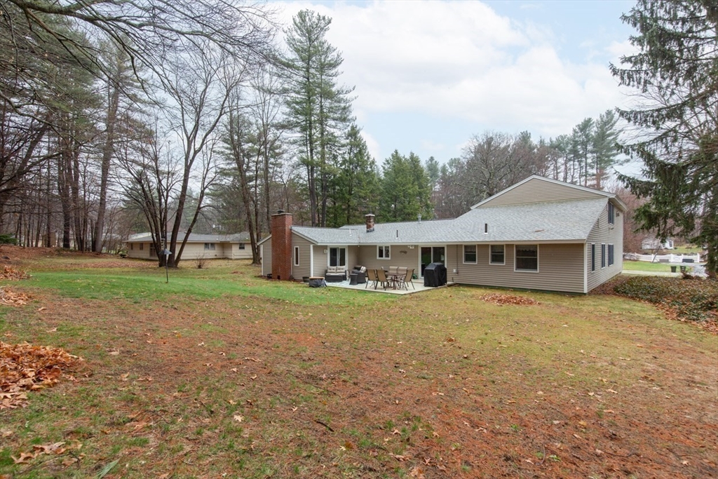 13 Samuel Road Chelmsford, MA 01824 - Photo 3 of 30