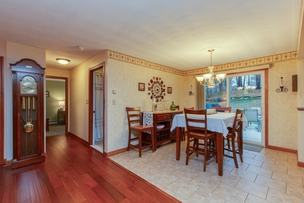 13 Samuel Road Chelmsford, MA 01824 - Photo 9 of 30