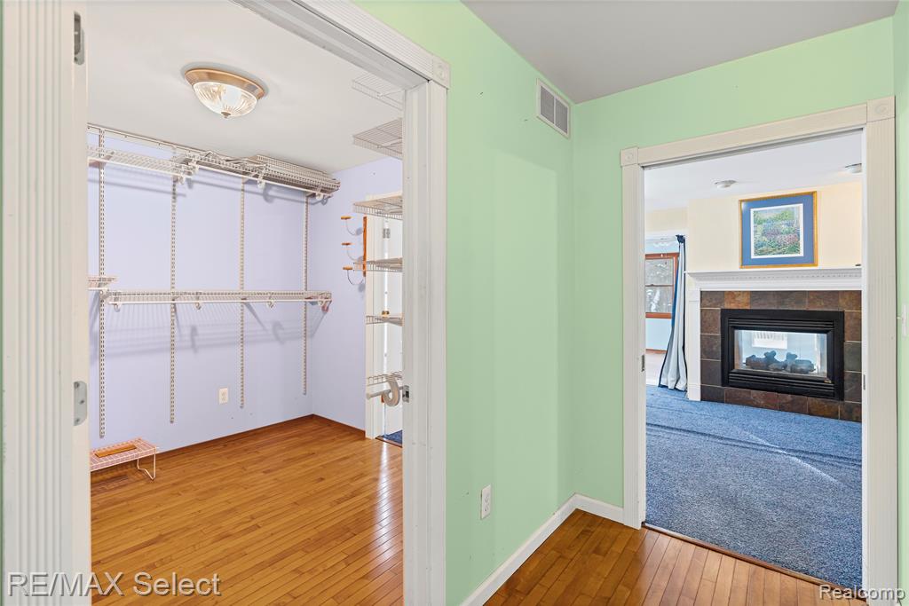 9710 Rattalee Lake Road Clarkston, MI 48348 - Photo 7 of 59 Gallery Image 7