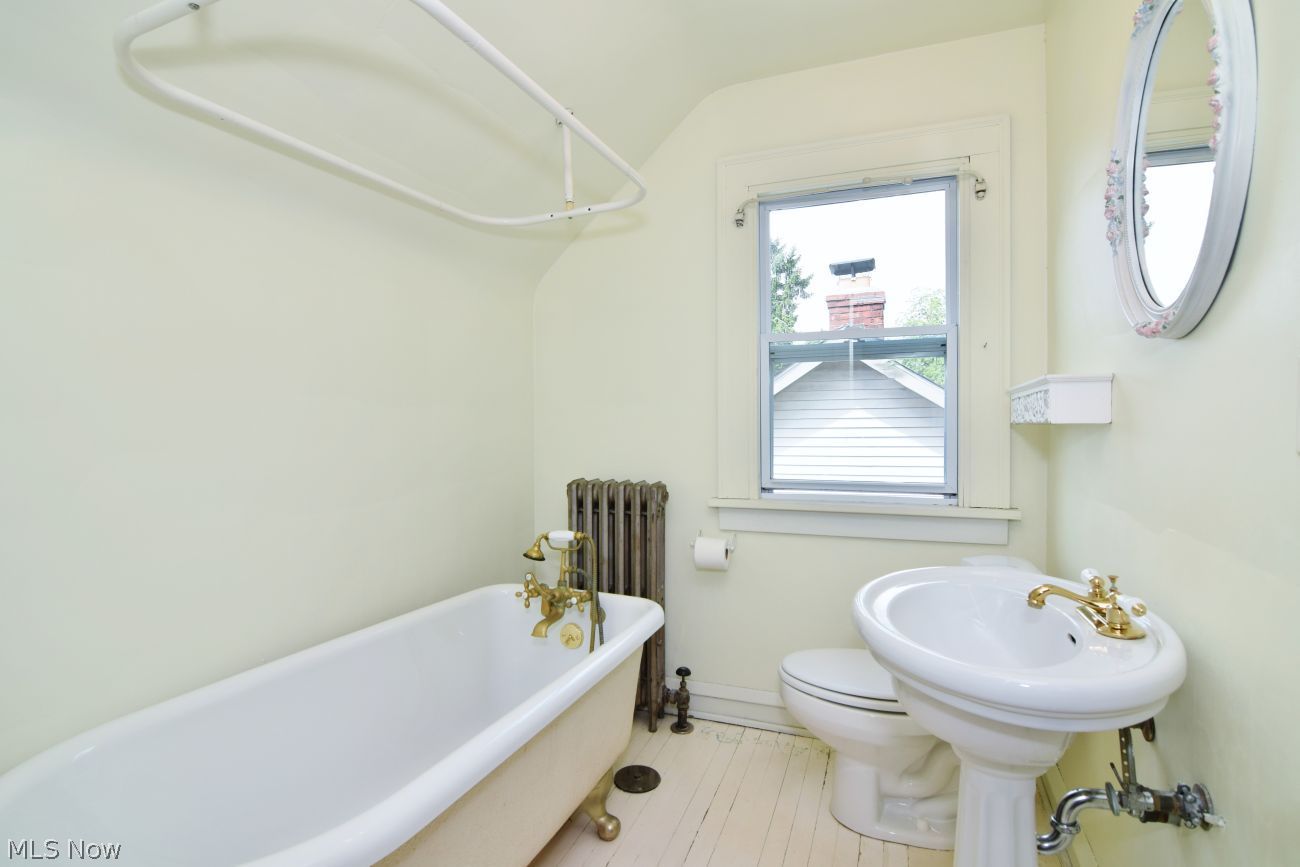 3549 Cedarbrook Road University Heights, OH 44118 - Photo 34 of 47 Full Bath