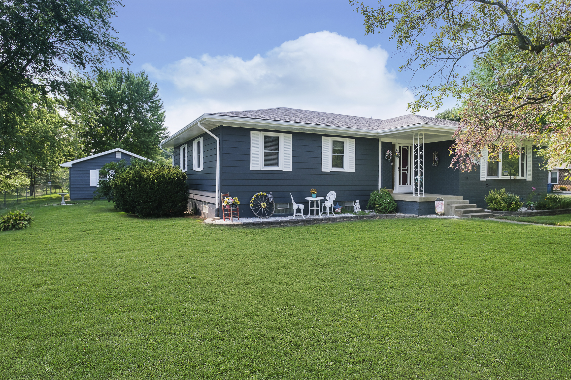 20607 Cumberland Road Noblesville, IN 46062 - Photo 2 of 44