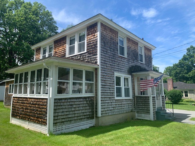 5 Hall Street Bennington, VT 05257 - Photo 1 of 39 Gallery Image 1