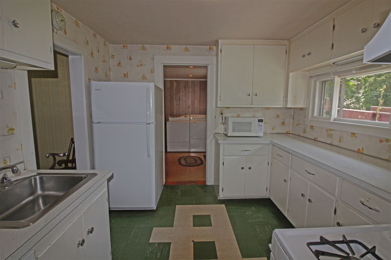 5 Hall Street Bennington, VT 05257 - Photo 5 of 39 Gallery Image 5