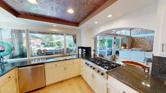 $3,320,000 | 3827 Mainsail Circle, Westlake Village, CA 91361