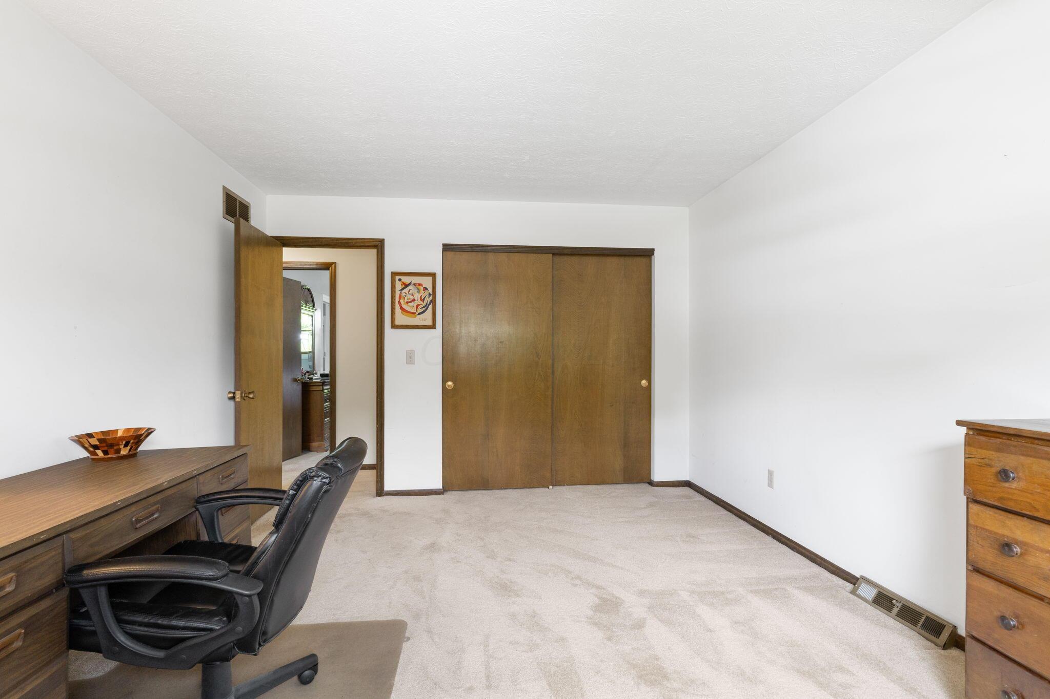 5478 Larkwood Road Columbus, OH 43229 - Photo 36 of 50 5478 Larkwood Rd (Interior)-47