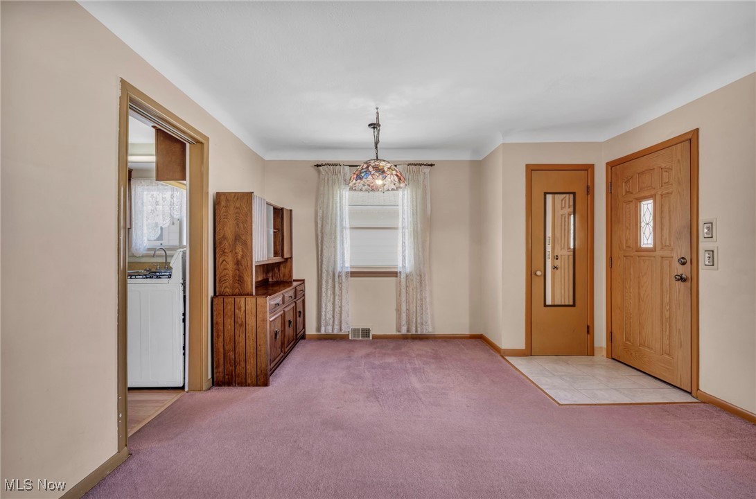 28744 Forest Road Eastlake, OH 44095 - Photo 6 of 32