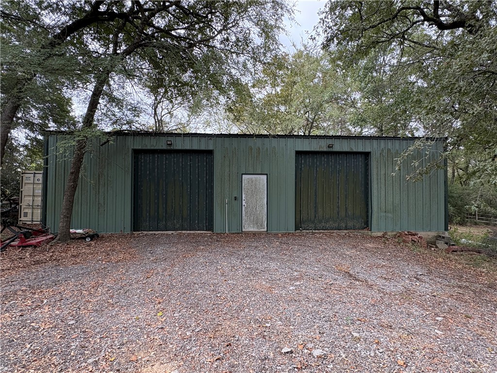 254 C Hoppess Road Franklin, TX 77856 - Photo 14 of 23 Gallery Image 14