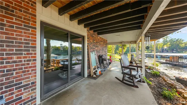 $750,000 | 185 Betlo Drive, Sunrise Beach, MO 65079