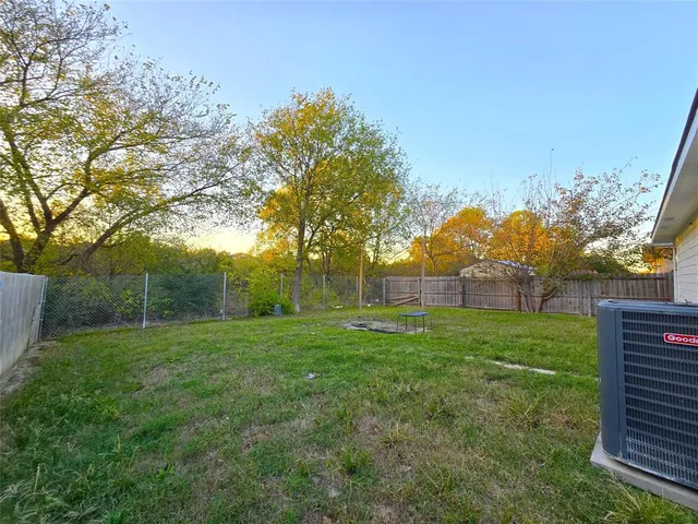 $2,000 | 7546 Rice Lane, Dallas, TX 75241