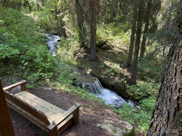 $239,000 | 24 Wapiti Drive, Cascade, ID 83611