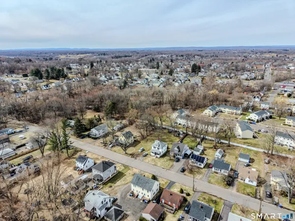 $389,900 | 24 Ohear Avenue, Enfield, CT 06082