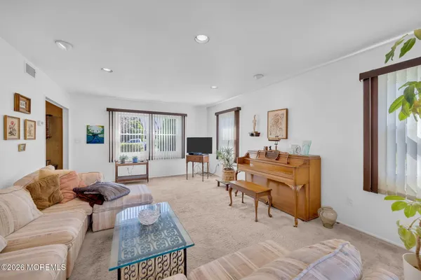 $675,000 | 37 Faith Lane, Aberdeen, NJ 07747