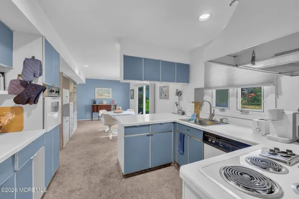 $675,000 | 37 Faith Lane, Aberdeen, NJ 07747