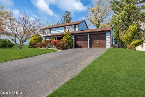 $675,000 | 37 Faith Lane, Aberdeen, NJ 07747