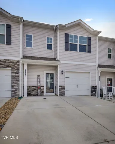 $268,000 | 1041 Saylors Place, Unit 1041, Jonesborough, TN 37659