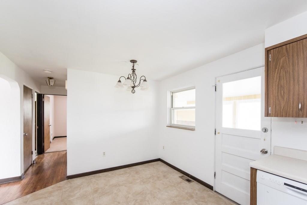 5582 Glass Road Pittsburgh, PA 15205 - Photo 6 of 25 Gallery Image 6