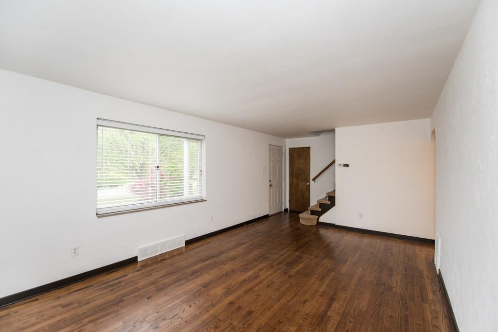 5582 Glass Road Pittsburgh, PA 15205 - Photo 7 of 25 Gallery Image 7