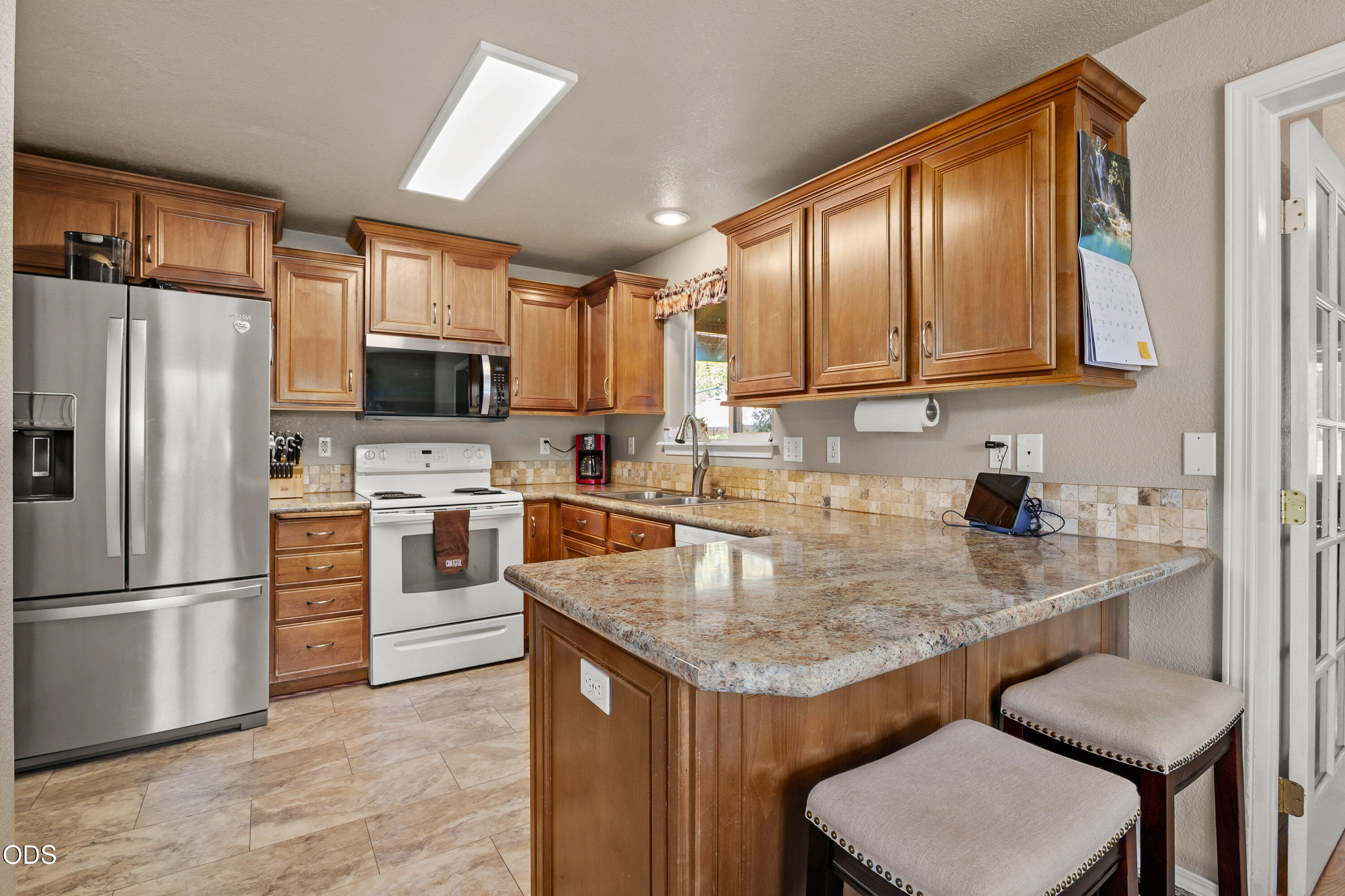 2872 Galaxy Way Grants Pass, OR 97527 - Photo 8 of 32