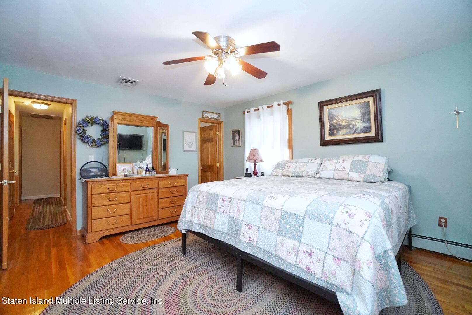 111 Medford Road Staten Island, NY 10304 - Photo 14 of 35 (14) MASTER BEDROOM