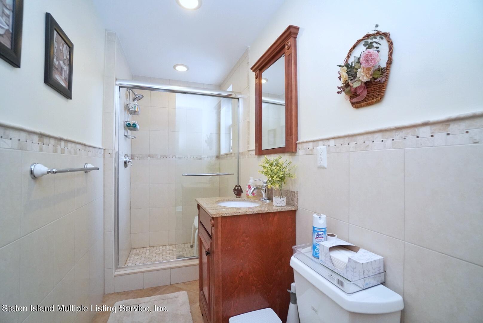 111 Medford Road Staten Island, NY 10304 - Photo 15 of 35 (15) THREE QUARTER MASTER BATH