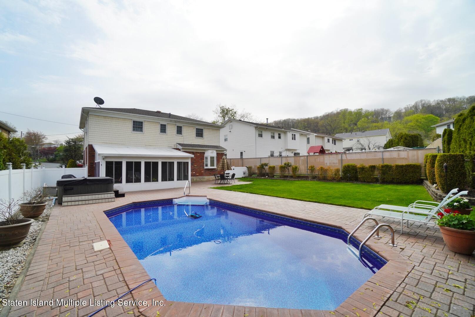 111 Medford Road Staten Island, NY 10304 - Photo 33 of 35 (33) IN-GROUND POOL