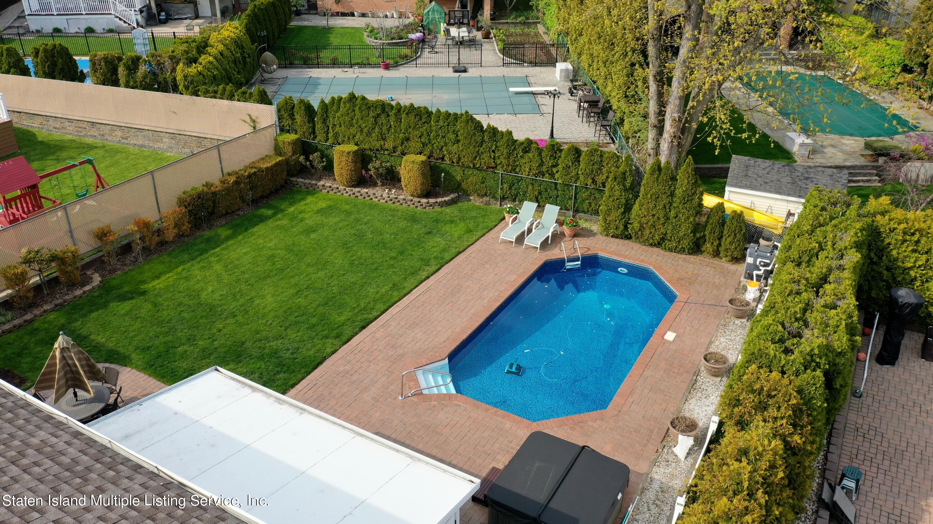 111 Medford Road Staten Island, NY 10304 - Photo 34 of 35 (34) IN-GROUND POOL