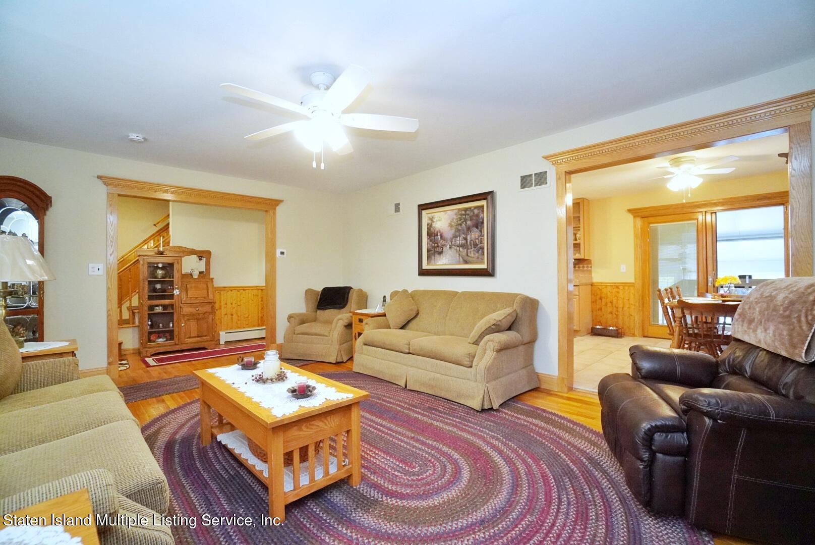 111 Medford Road Staten Island, NY 10304 - Photo 4 of 35 (4) LIVING ROOM