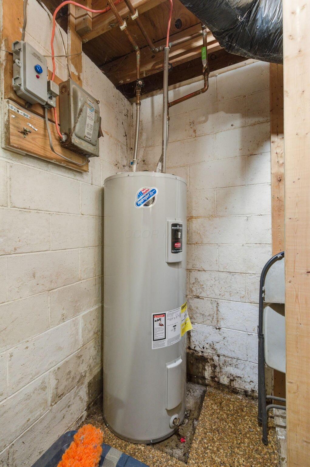 1691 Dyer Road Grove City, OH 43123 - Photo 94 of 108 house furnace