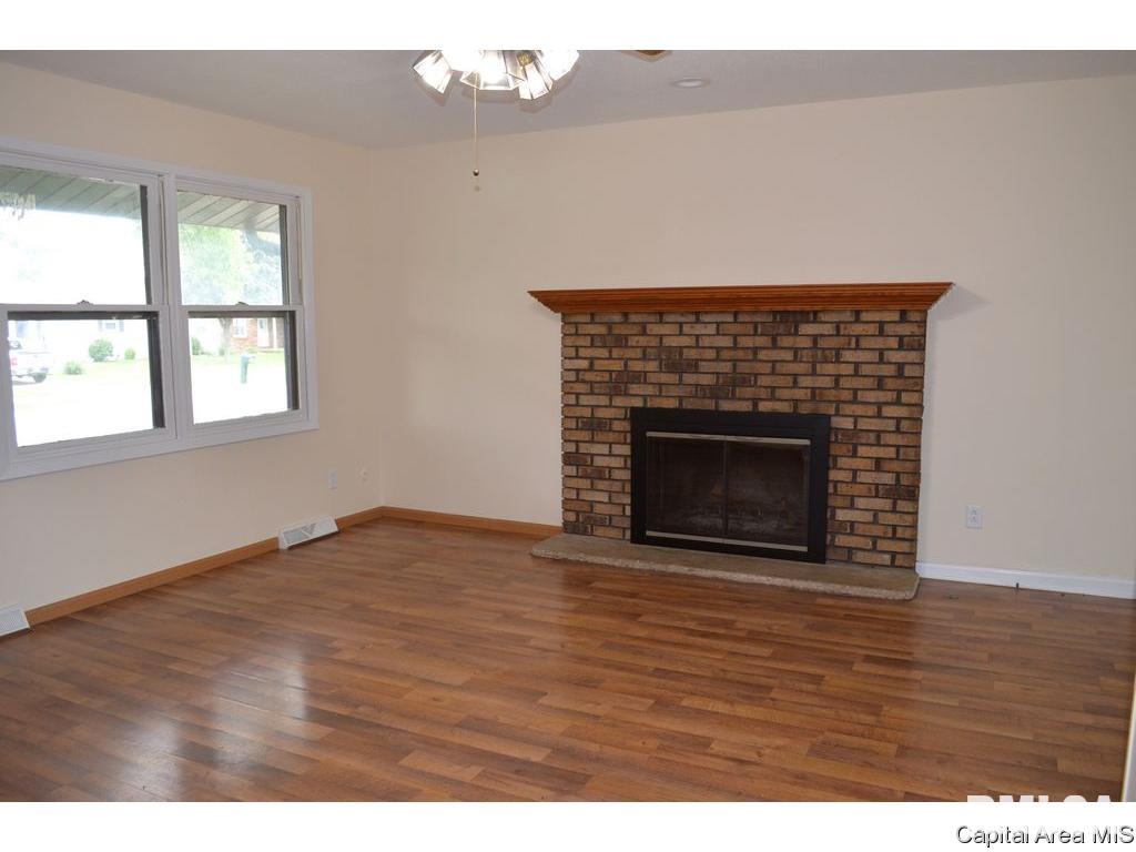 3029 Sherborn Road Springfield, IL 62702 - Photo 2 of 20