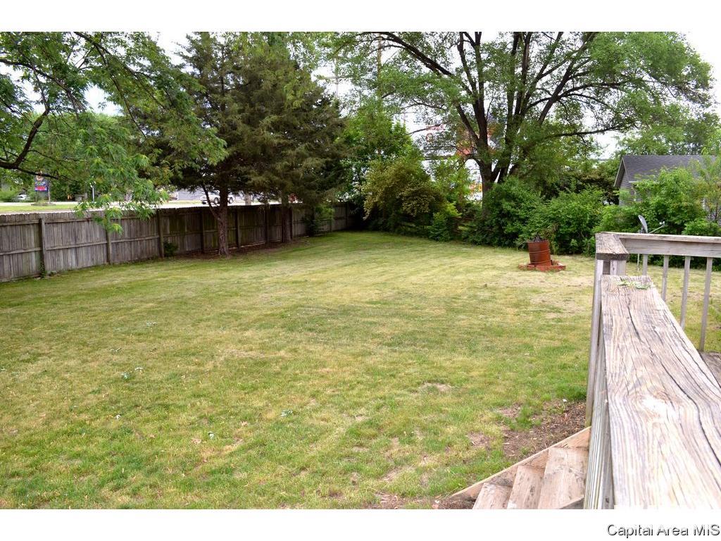 3029 Sherborn Road Springfield, IL 62702 - Photo 4 of 20