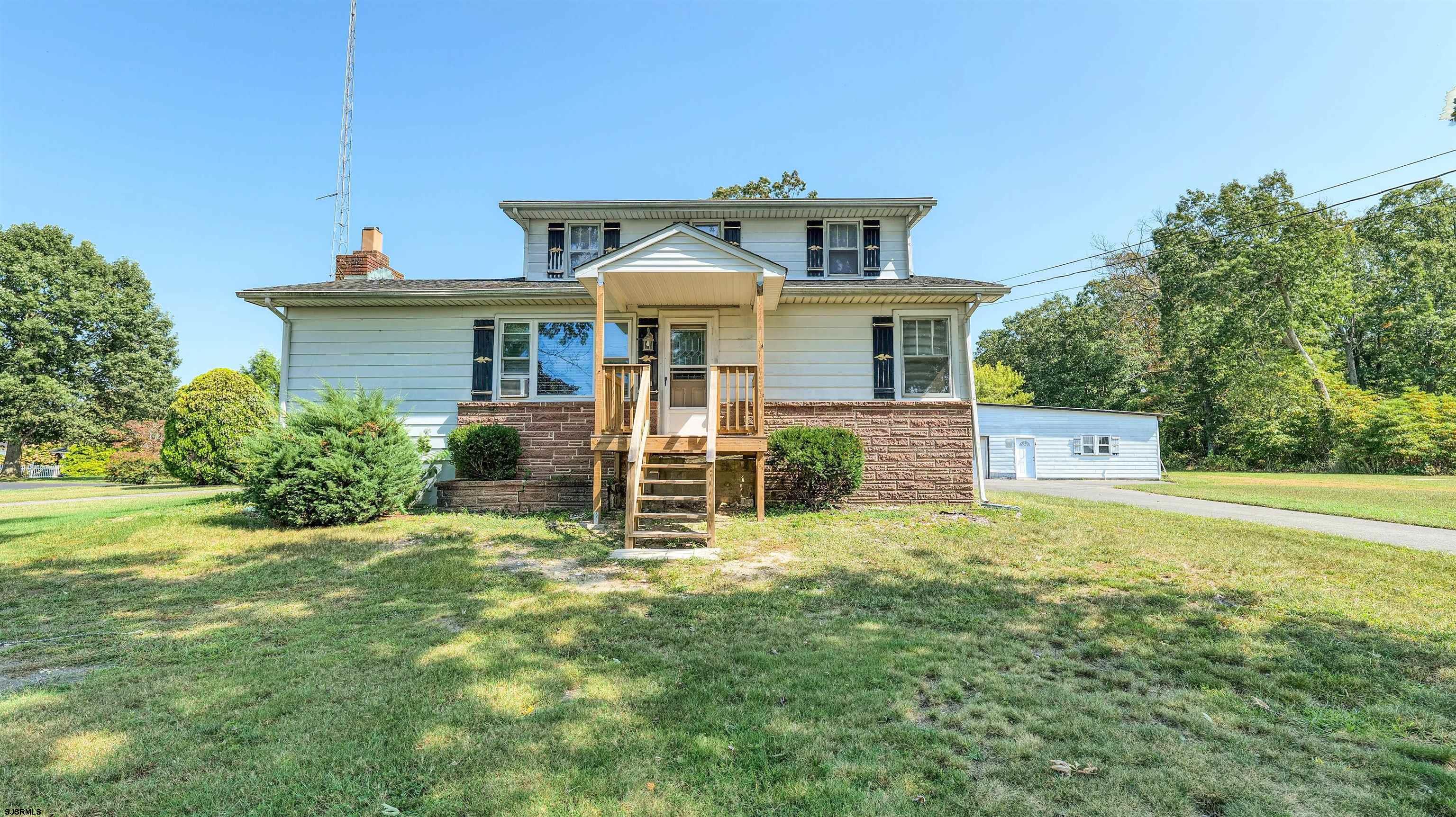 328 Llewellyn Avenue Richland, NJ 08350 - Photo 5 of 44 a view of a house with a yard and plants