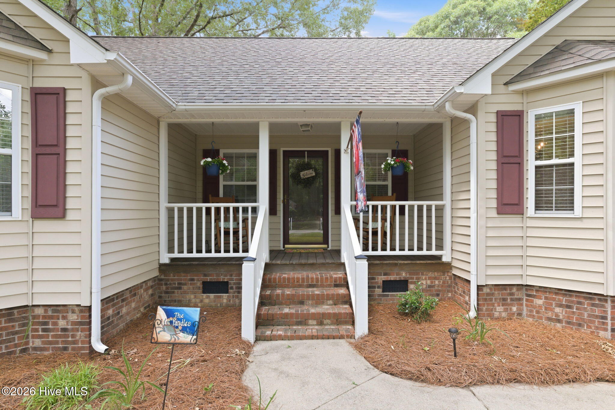 584 Deer Run Road New Bern, NC 28562 - Photo 4 of 47 43-web-or-mls-DSC_8334_edit