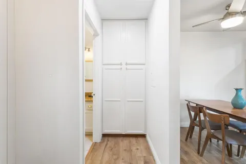 a view of utility room