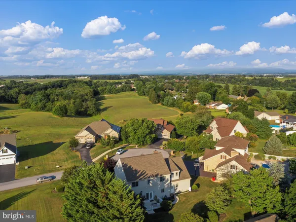 $452,900 | 1440 Highfield Court, Chambersburg, PA 17202