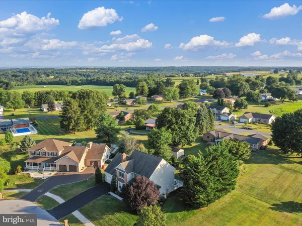 $452,900 | 1440 Highfield Court, Chambersburg, PA 17202