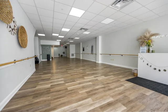 $1,150,000 | 145-147 Main Street, Waterville, ME 04901