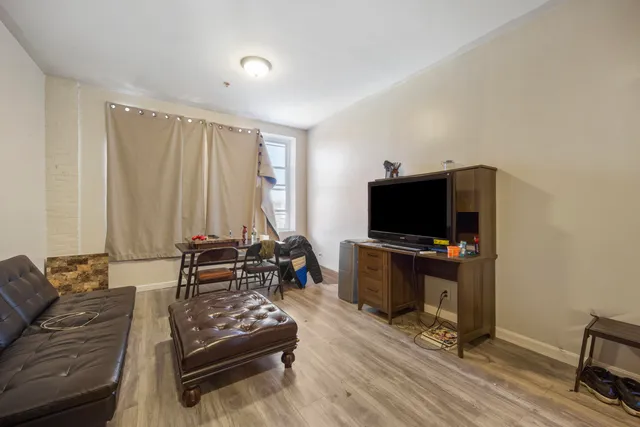 $1,150,000 | 145-147 Main Street, Waterville, ME 04901