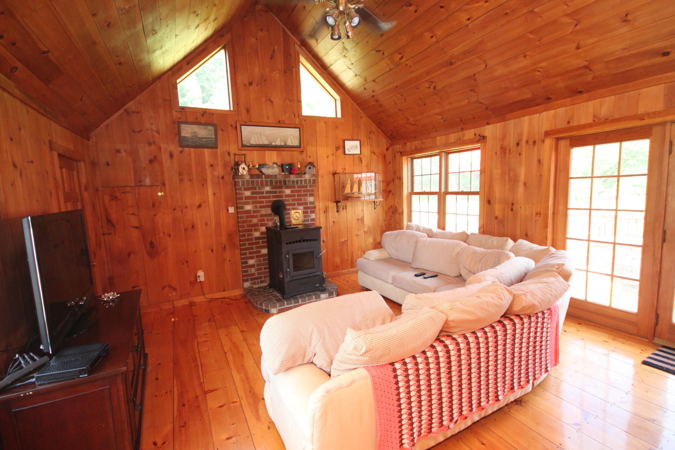 210 West Gray Road Gray, ME 04039 - Photo 4 of 34 IMG_8331