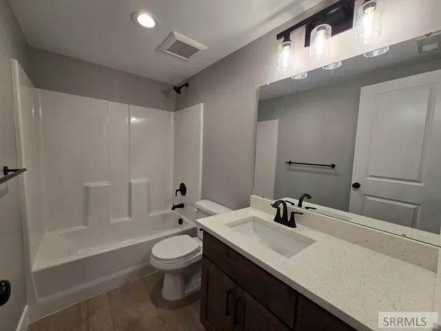 $319,900 | 1419 Fremont Avenue, Idaho Falls, ID 83402