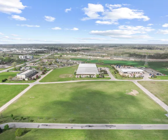 $250,000 | 11 Frenchtown Center Drive, Monroe, MI 48162