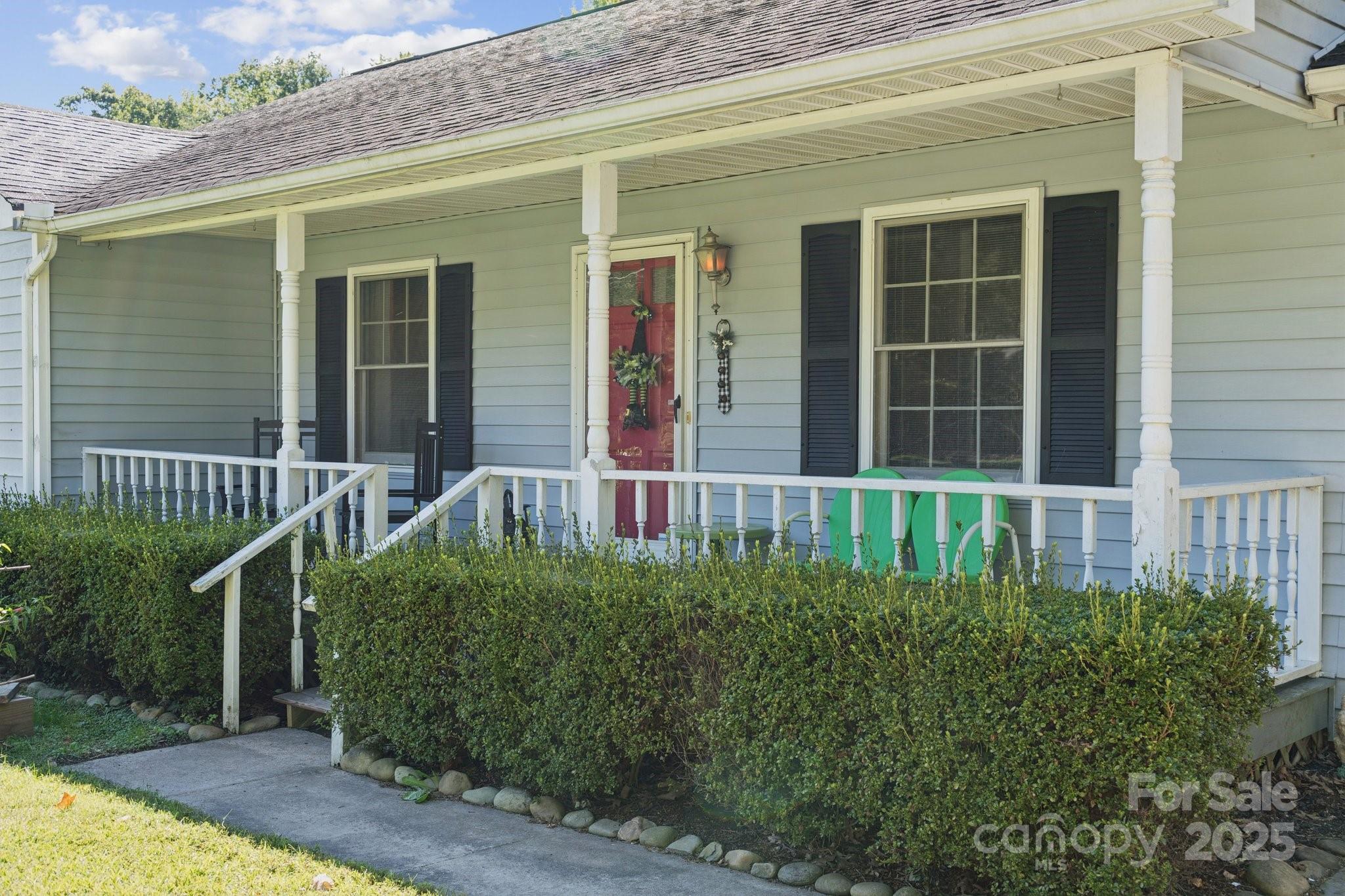 1106 Birch Street Salisbury, NC 28146 - Photo 4 of 48 a house view with a garden space