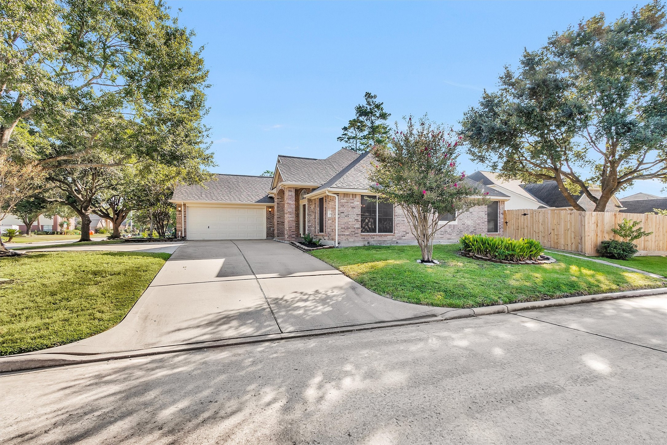 2615 Honeysuckle Walk Spring, TX 77388 - Photo 4 of 39