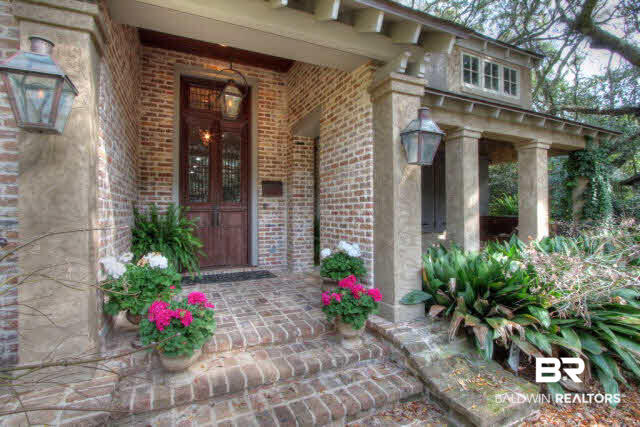 115 Oak Avenue Fairhope, AL 36532 - Photo 9 of 45 front porch