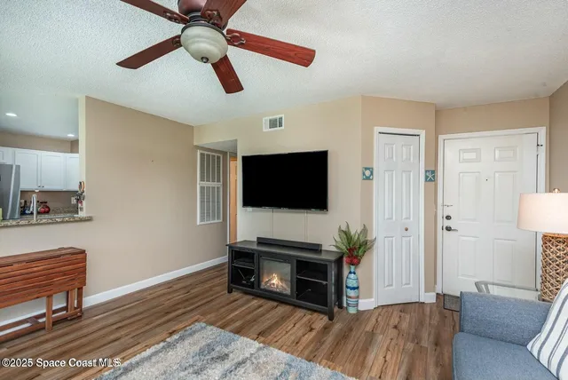 $266,500 | 7300 N Highway, Unit 104, Cocoa, FL 32922