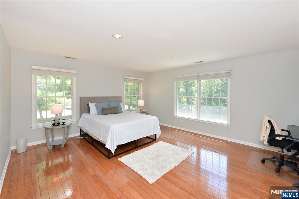 1 Woods Edge Road Old Tappan, NJ 07675 - Photo 22 of 41
