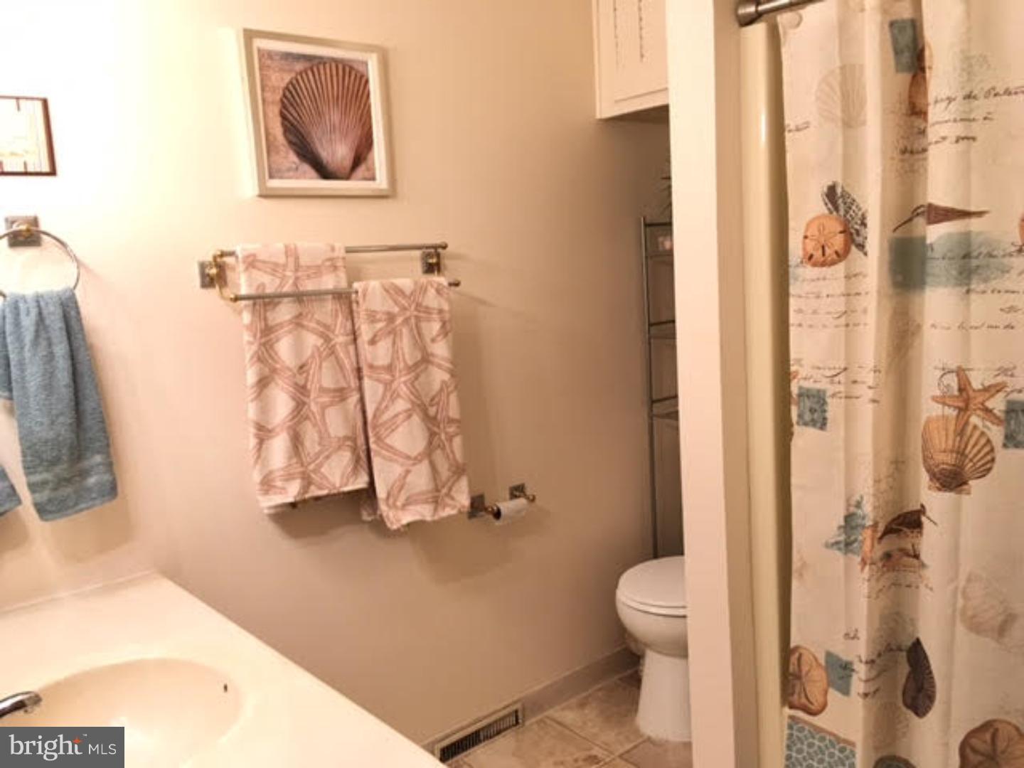 1217 Old York Road Burlington, NJ 08016 - Photo 8 of 16 Bathroom