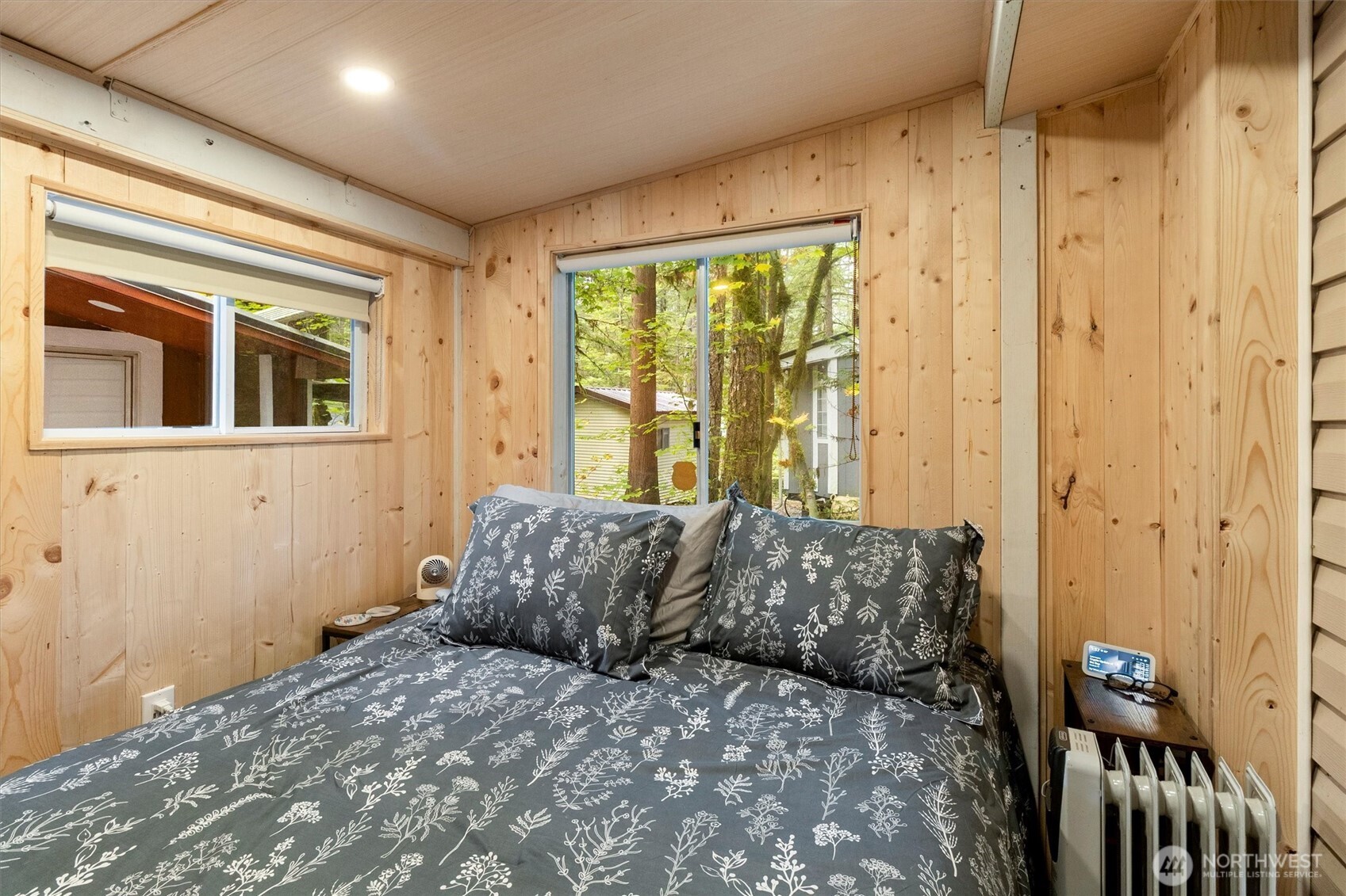 137-1 Jasper Trail Deming, WA 98244 - Photo 9 of 24 a bedroom with a bed and a window