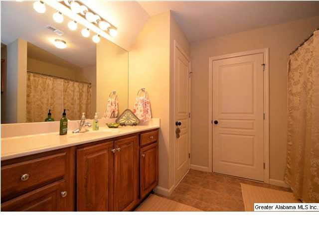 1056 Stoneykirk Road Pelham, AL 35124 - Photo 15 of 32